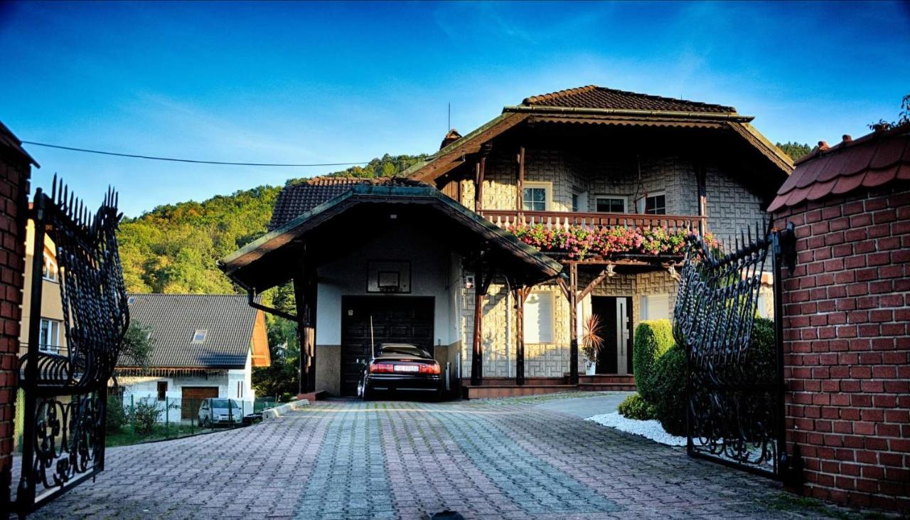 Pokoje Pod Szyndzielnia Bielsko-Biała Exterior photo